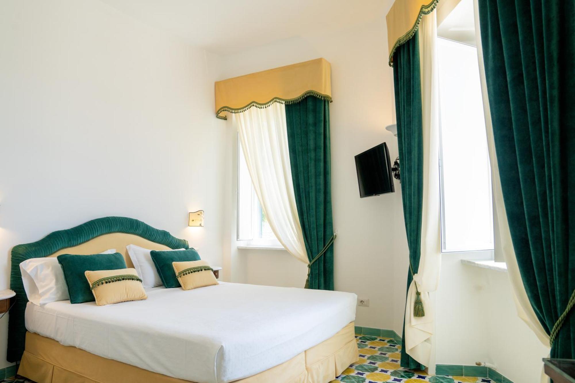 Hotel Luna Convento Amalfi Ruang foto